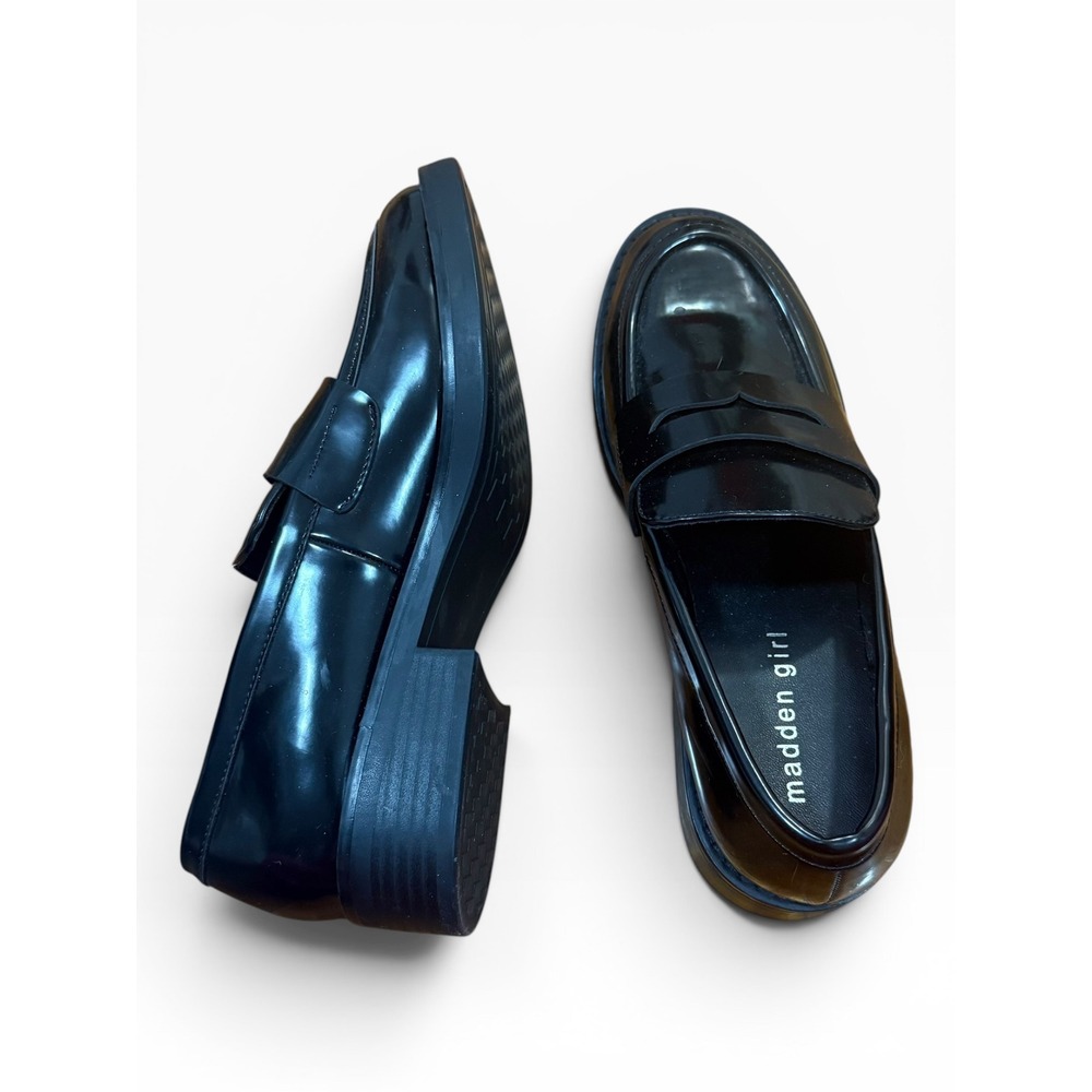 Madden Girl Cecilly Loafer Women 6M Black Excellent Chunky Block Heel Patent - Picture 3 of 6